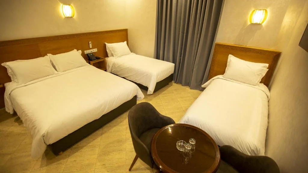 Triple room overview at Hôtel De Paris Casablanca